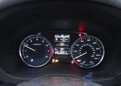 2017 Subaru Crosstrek 2.0I Premium из США, поврежденный, VIN JF2GPADCXH8217235